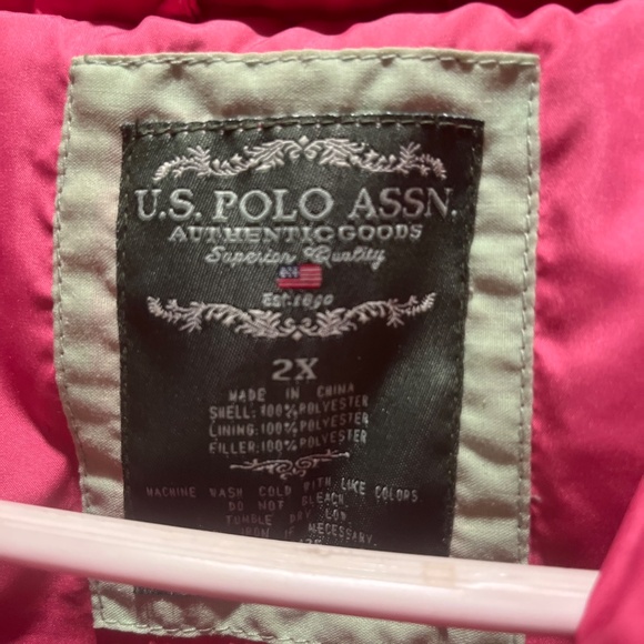 US POLO ASSN VEST - Picture 4 of 5